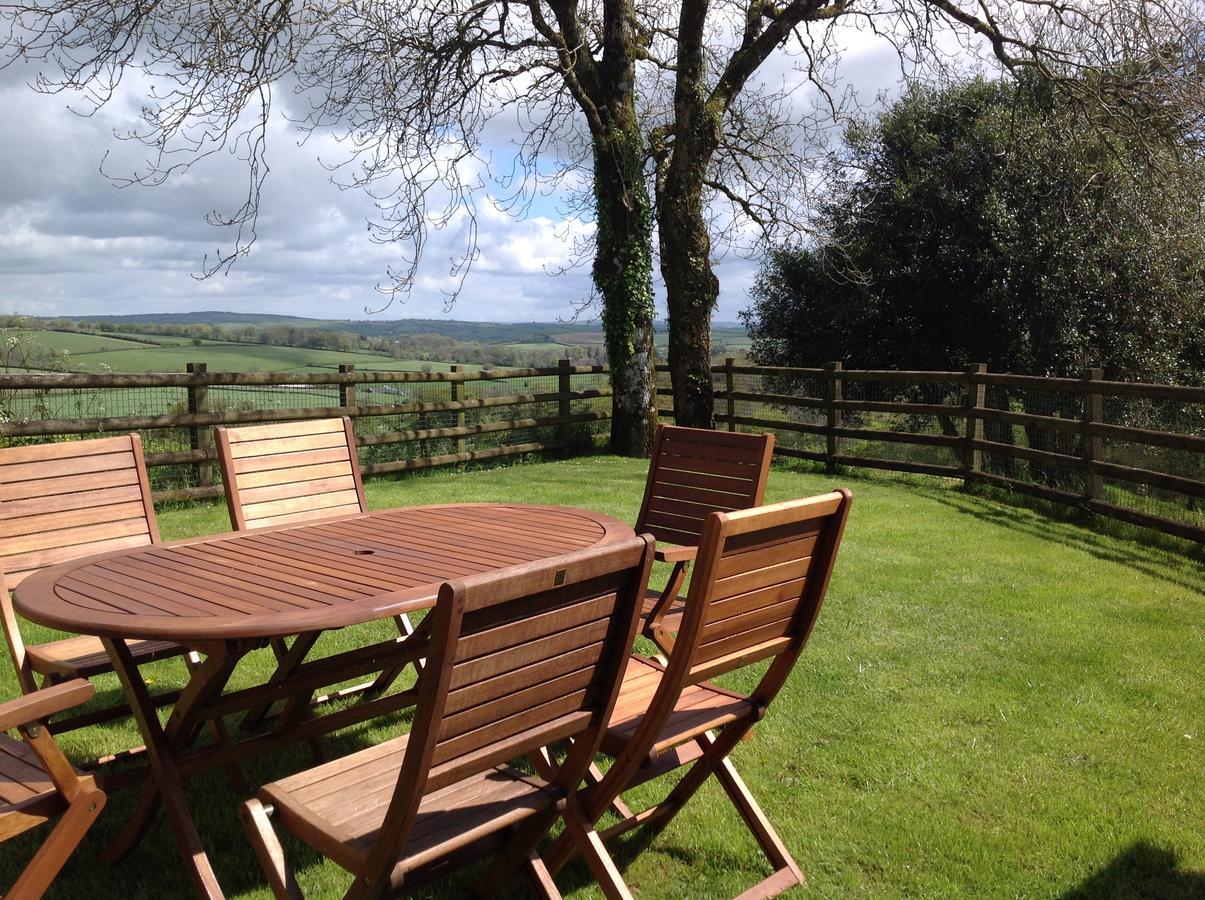Three Gates Farm Holiday Cottages Huntsham Exterior photo