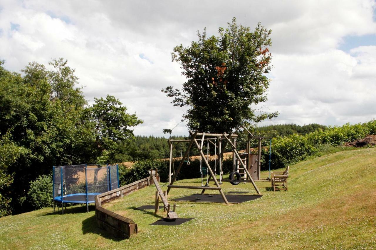 Three Gates Farm Holiday Cottages Huntsham Exterior photo